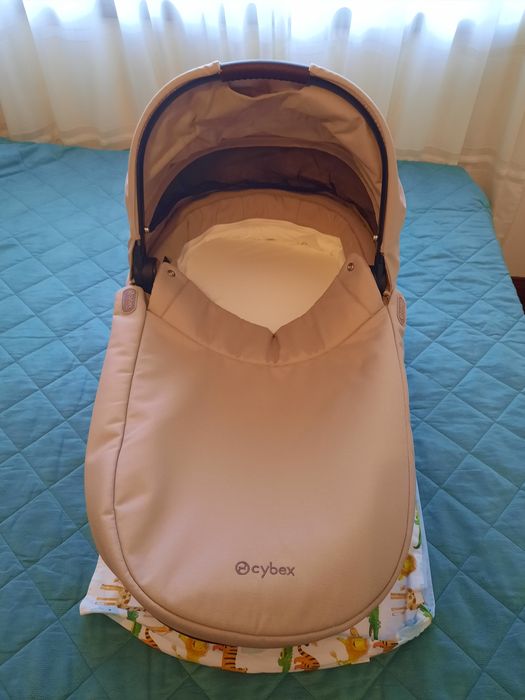 Alcofa CYBEX Gold Cot S Lux - NOVA
Cor Almond Beige