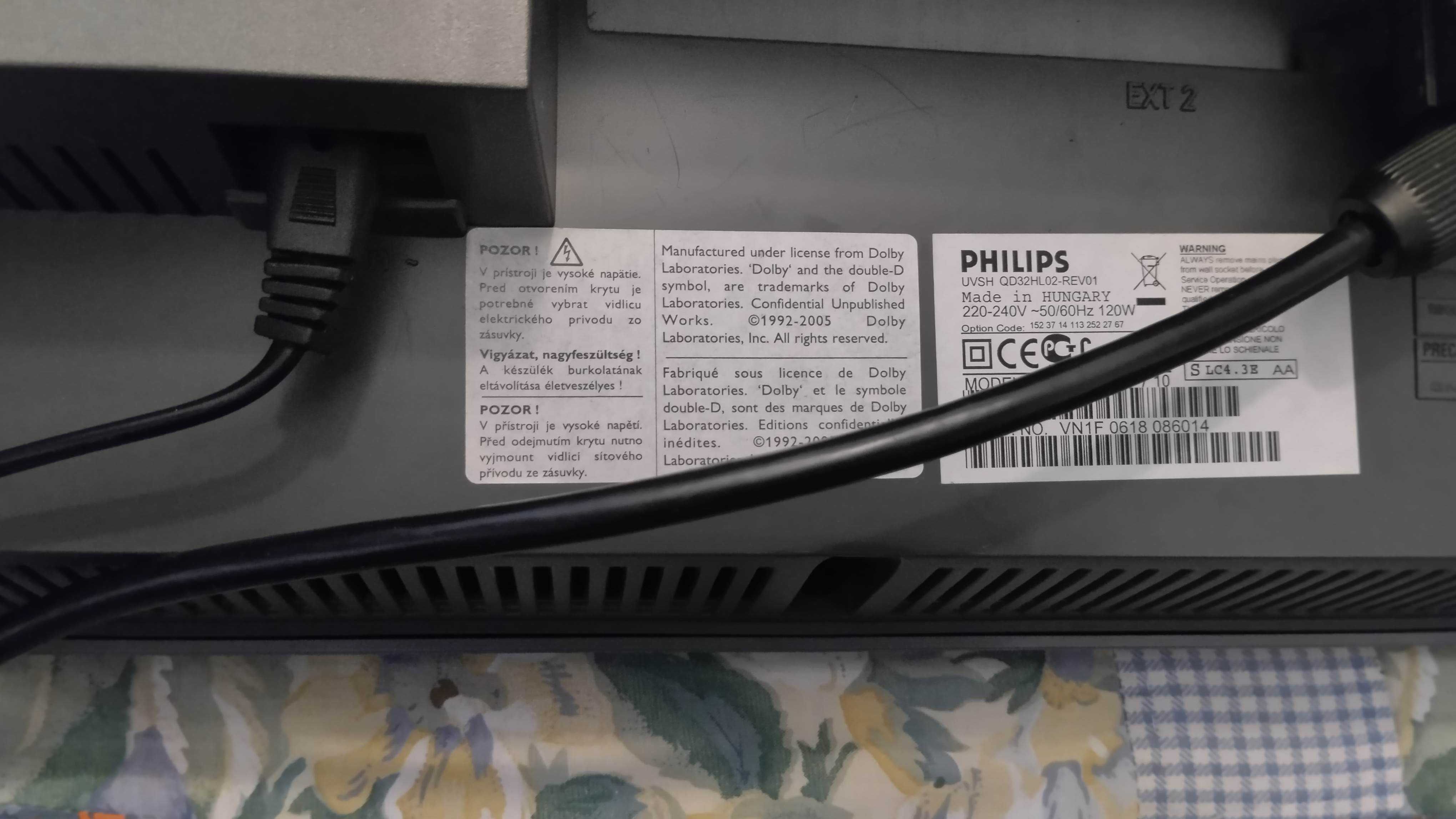 TV LCD Philips ecrã plano 80cm - ver descrição