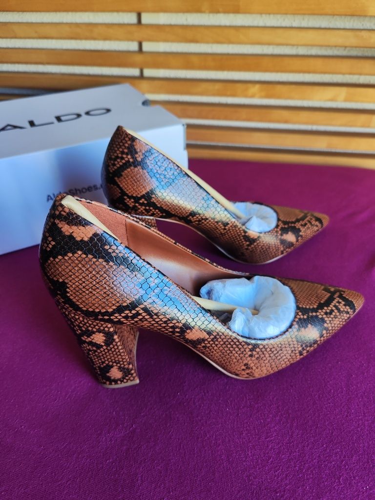 Sapato/ sapatilhas ALDO