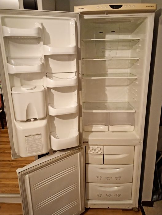 Lodówka Samsung sprawna