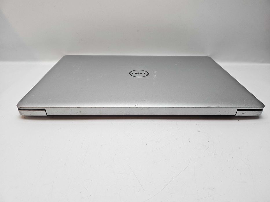 A404] Laptop Dell Inspiron 5570 i7-8550U Radeon R7 M460 4GB