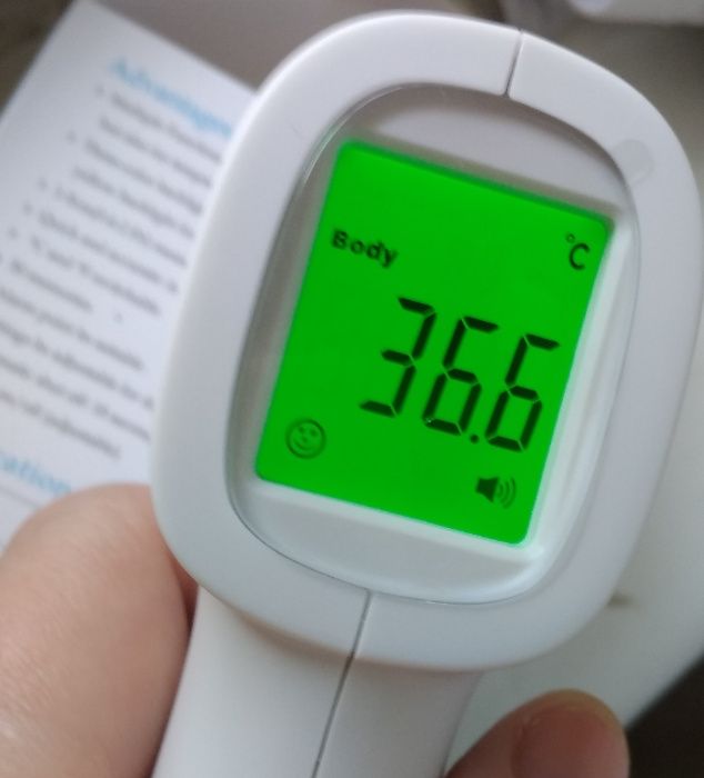 Инфракрасный термометр пирометр электронный. для лба бесконтактный