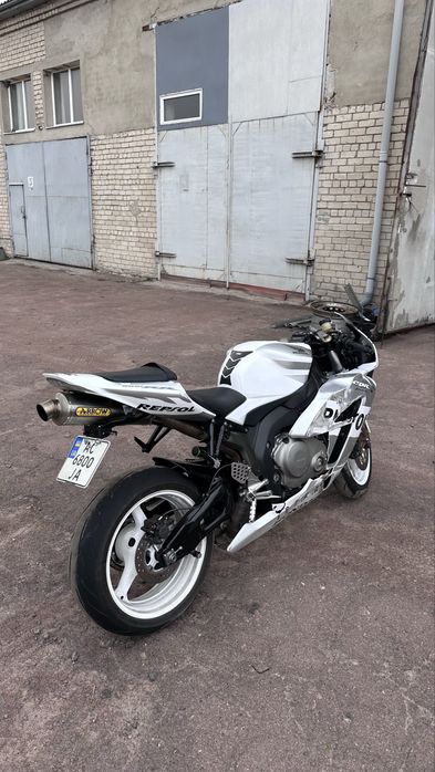 Honda cbr 1000rr присутній торг