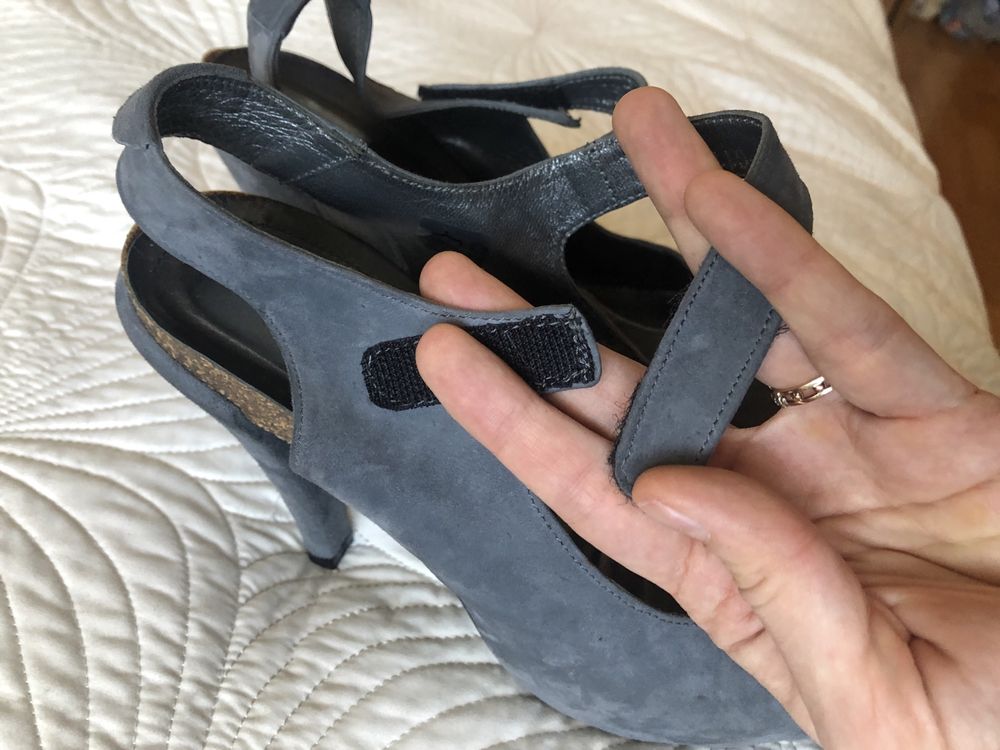 Czółenka szwre zamszowe Prima Moda 39