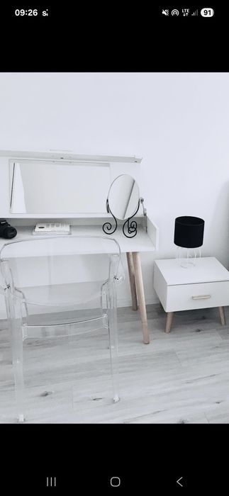 Ghost chair krzesło duch przezroczyste