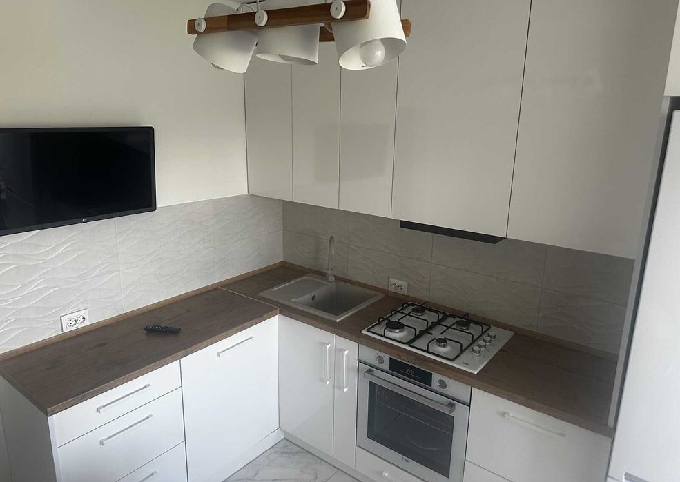 1к Н/Б 40 кв.м. Ремонт, Виставка