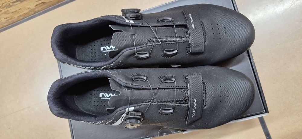 Nr2.  Buty rowerowe Northwave Core Plus 2 Wide.