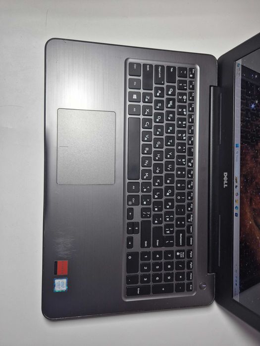 Dell 5567 15,6' FHD i7-7500, Ram 16Gb, SSD 256+500Gb, AMD R7 M440 4 Gb