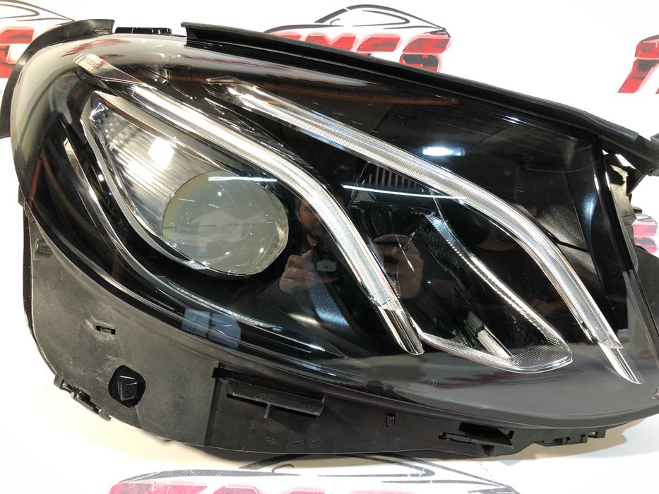 Farol Frente Otica MERCEDES W213 + BALASTRO CLASSE E Direito Original