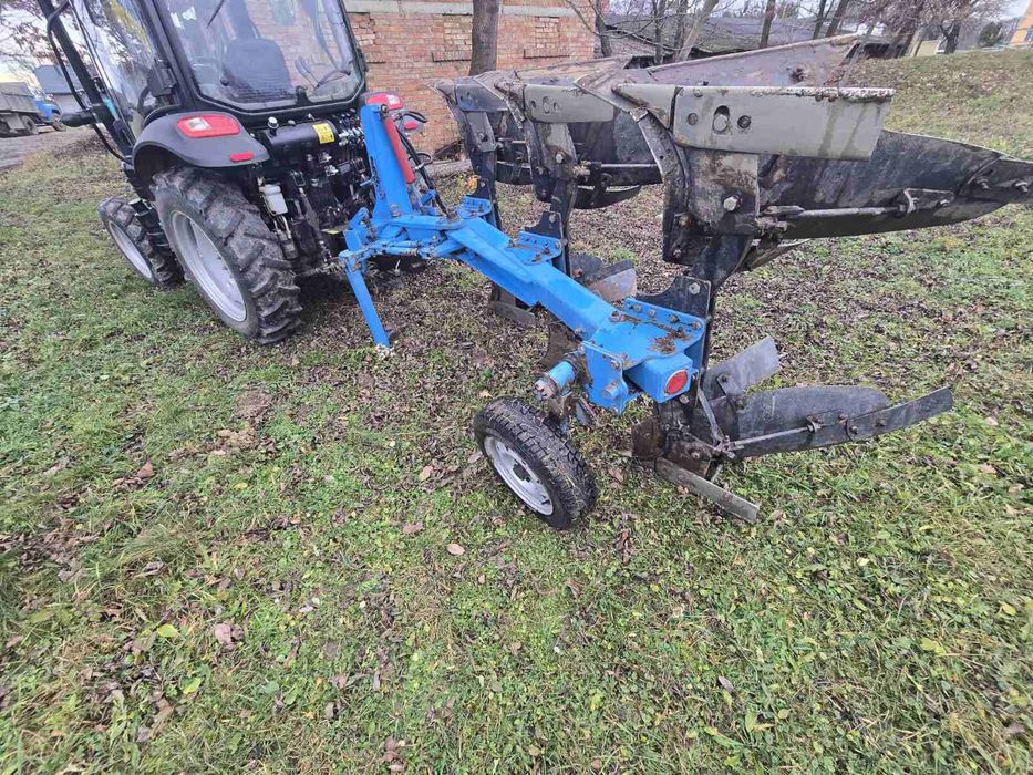 Продам оборотний плуг