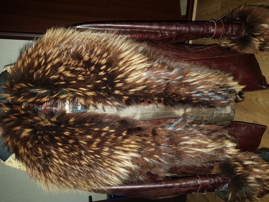 Кожаная зимняя куртка