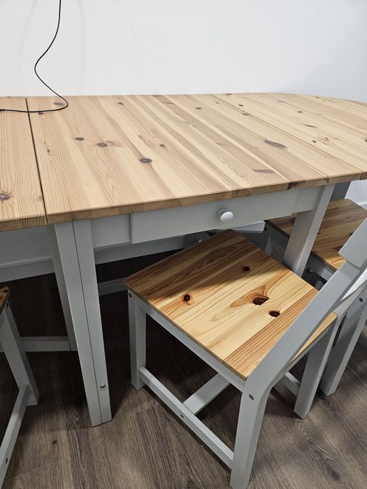 Mesa Cozinha + 4 cadeiras