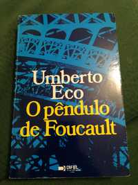 Livro "O Pêndulo de Foucault" de Umberto Eco