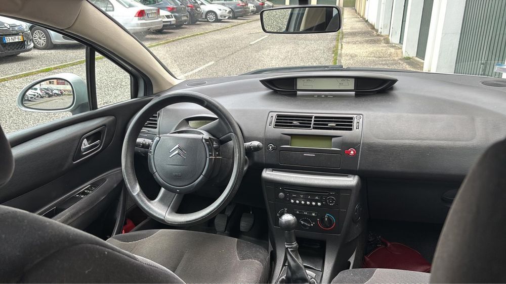 Citroen C4 2008 gasoleo revisado