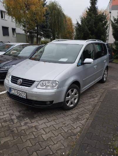 Samochód Volkswagen Touran