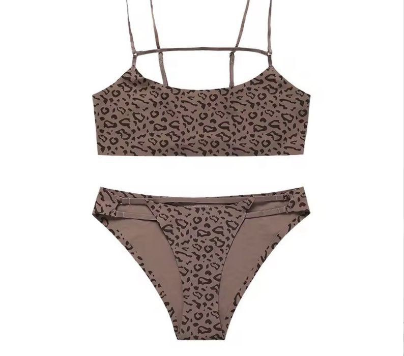 Новий комплект жіночої білизни