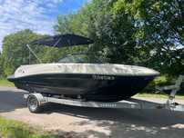 Łódź motorowa Bayliner VR5 Bowrider Nowy Silnik Mercruiser 4.5L