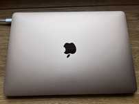 MacBook Air - różowy / bardzo zadbany