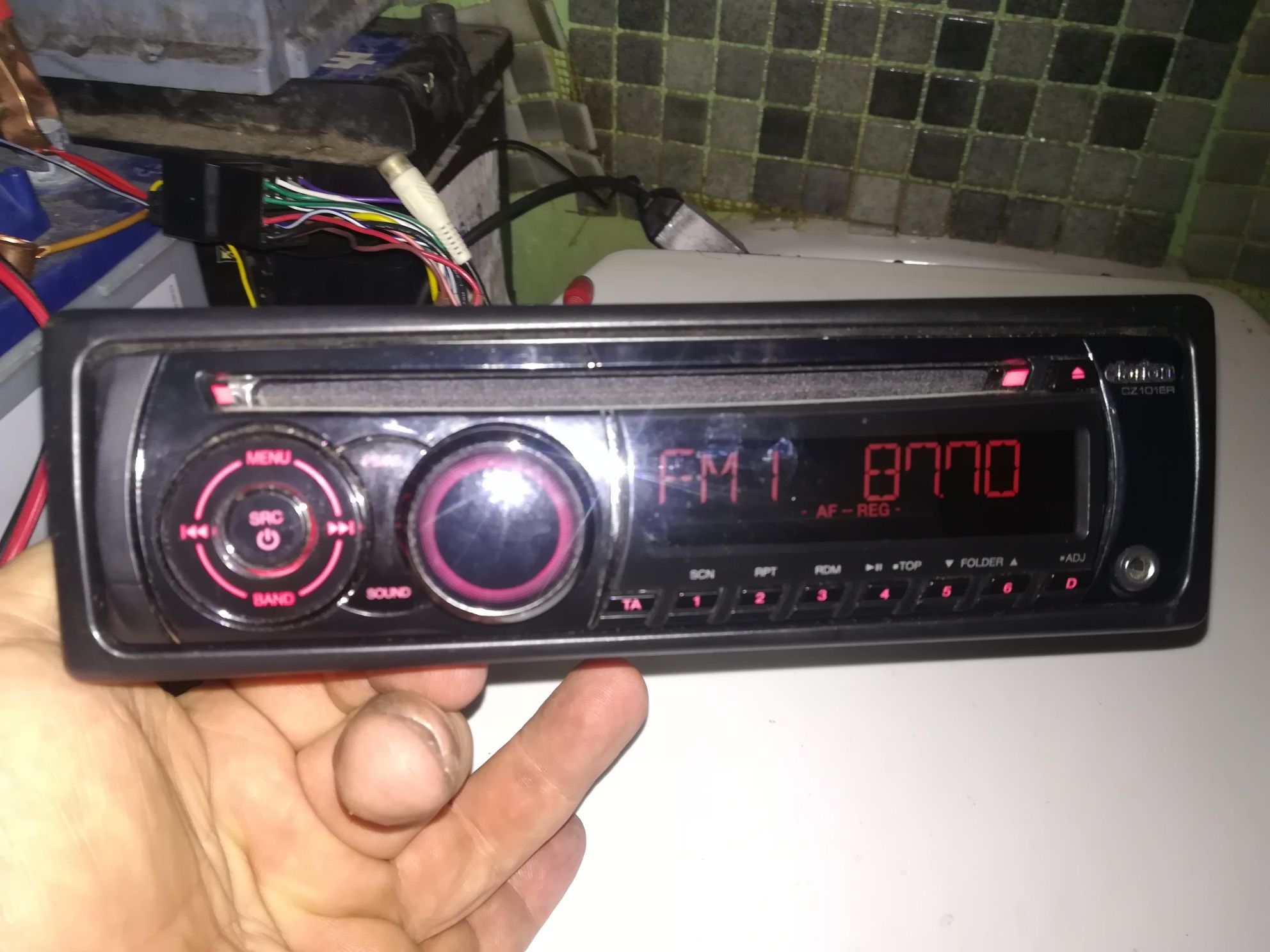 CLARION CZ 101 ER radio samochodowe kompletne