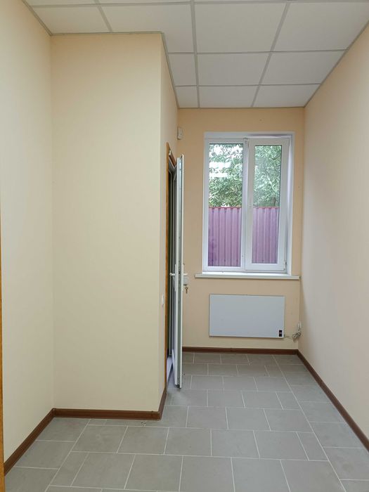 Оренда приміщення 19кв.м р-н  вул.Виговського новий ремонт з санвузлом