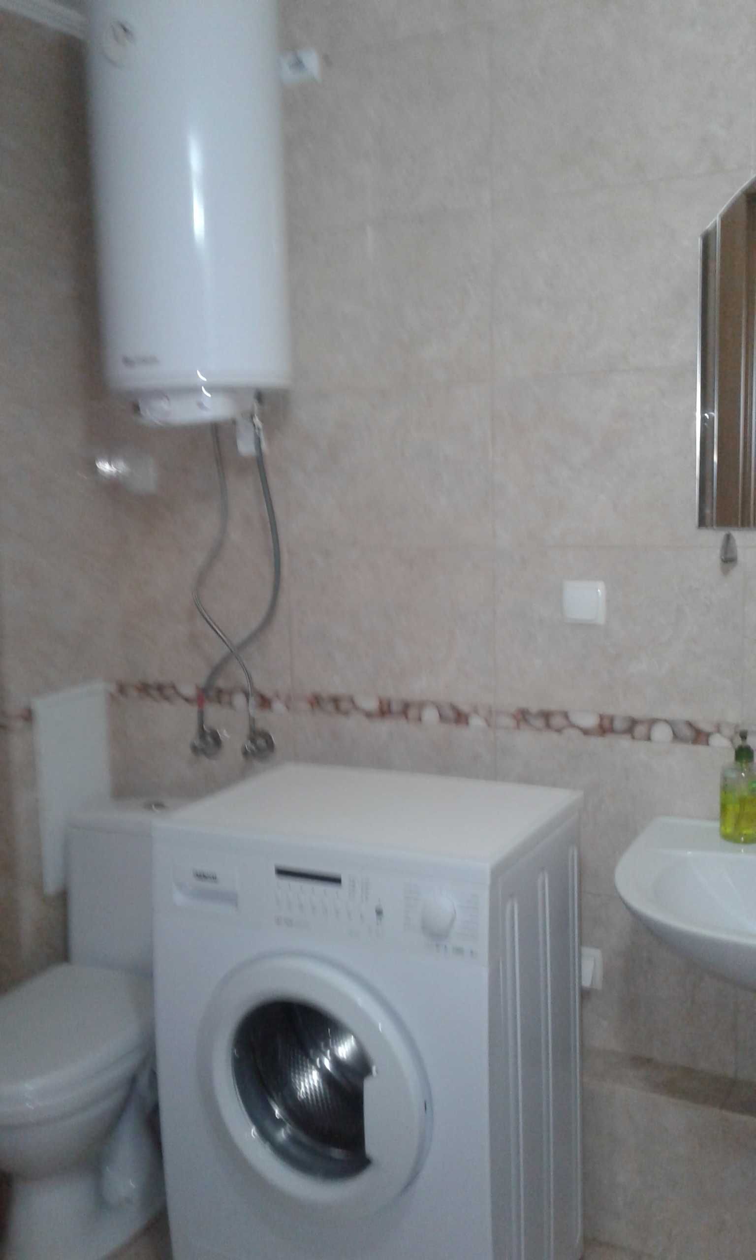 Центр 550 грн  Подобово та Погодинно