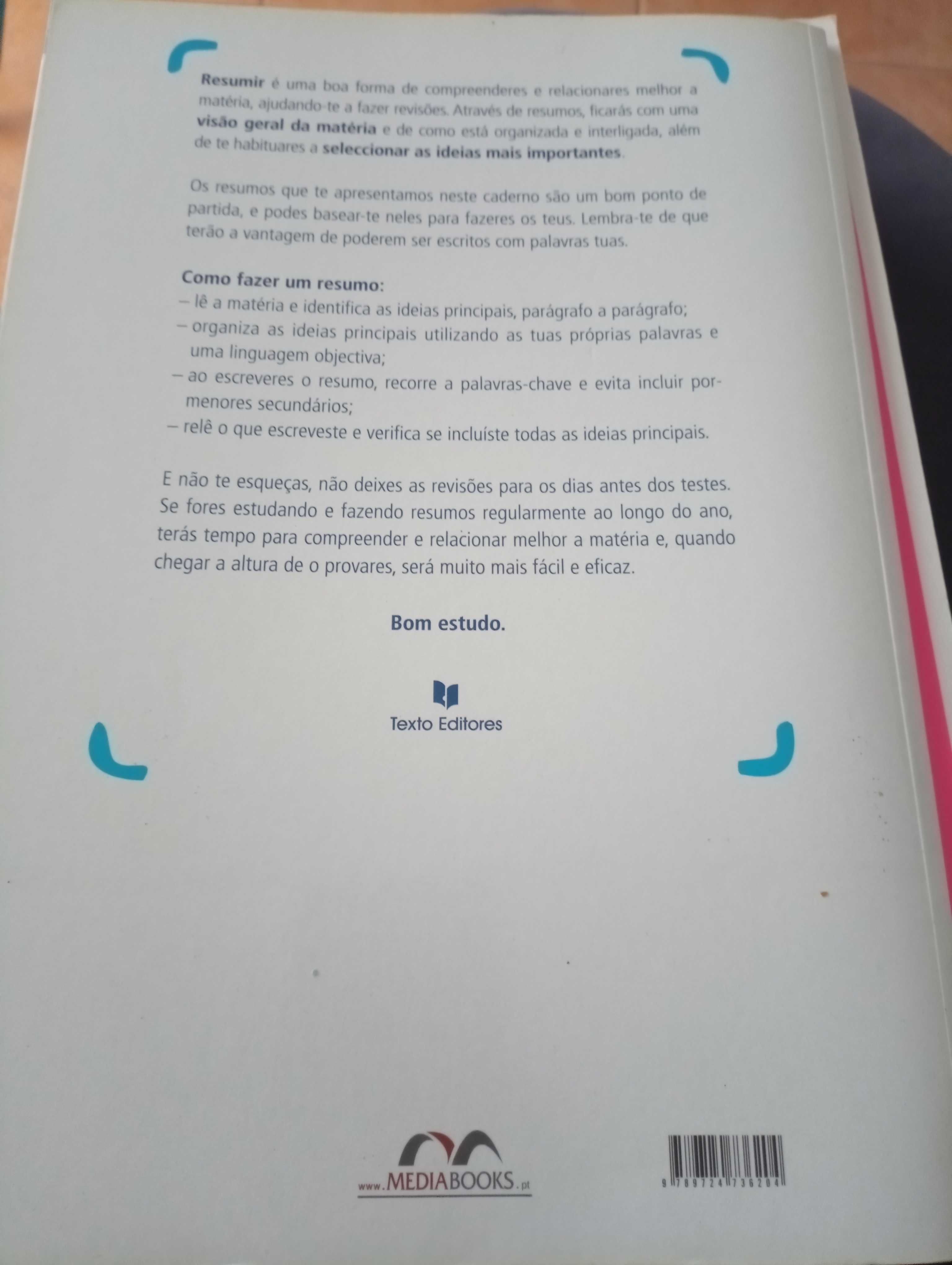 Livro de revisões de Inglês do 9o ano