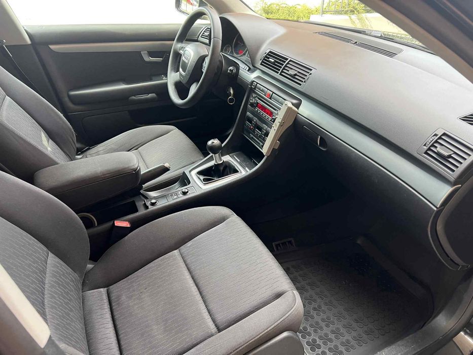 Audi A4 B7 Avant 2.0 TDI 140 km 2005r