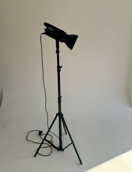 Постійне світло Nanlite FS-150 LED AC Monolight