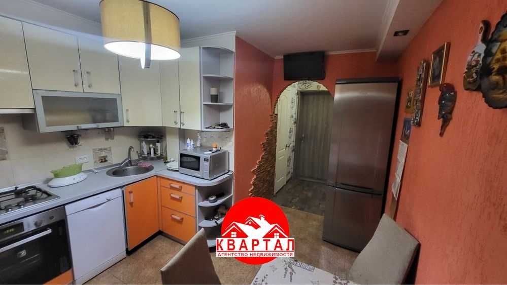 Сдается 2-х комнатная квартира с ремонтом по ул. Светлая, животные +