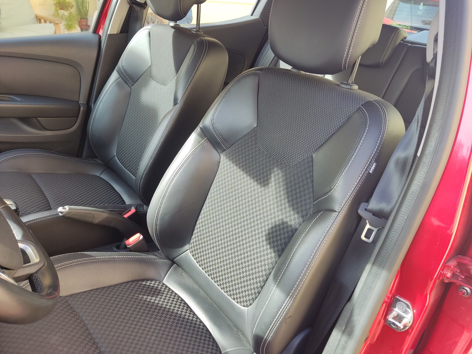 Renault Clio TCE 90cv