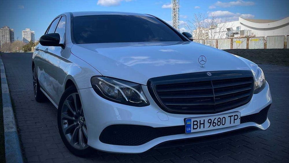 Mercedes-Benz E-Class 2016 W213