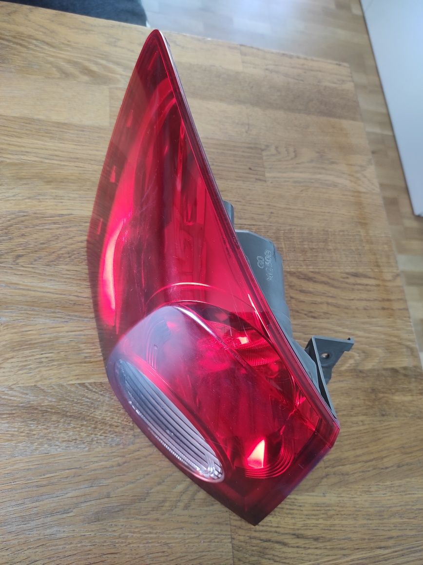 Lewa lampa tylna do Honda Accord VIII Combi