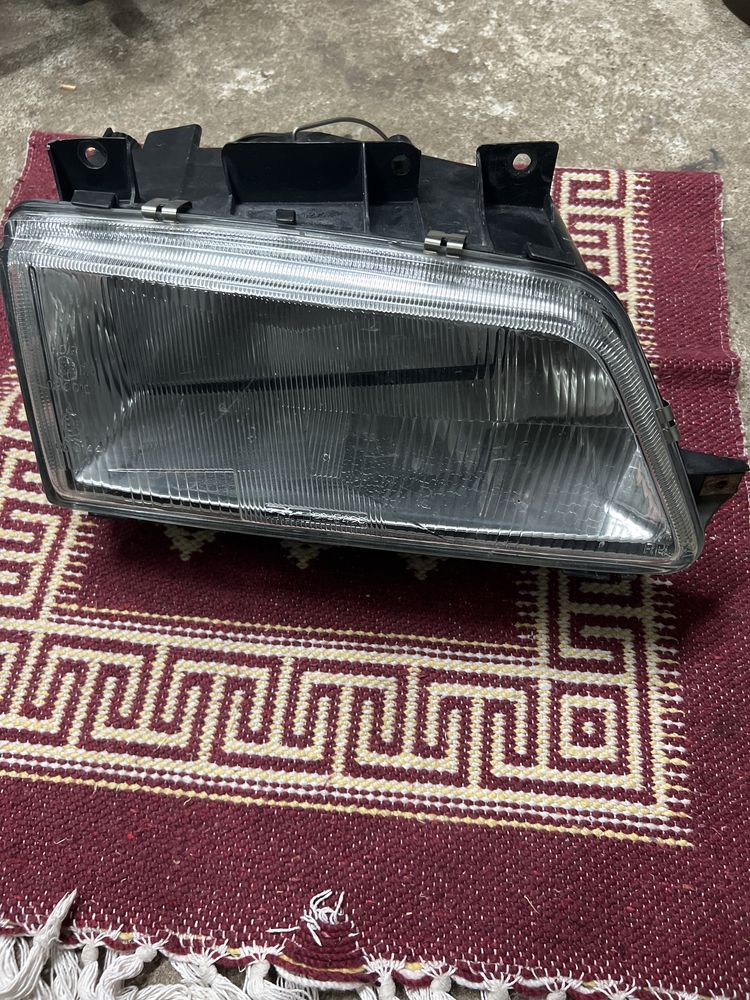 Ótica lado direito Peugeot 405 D