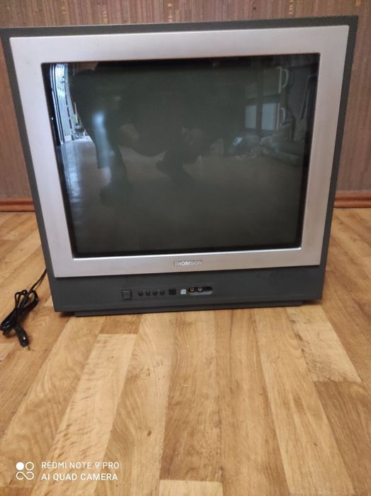 Телевизор Thomson +антена