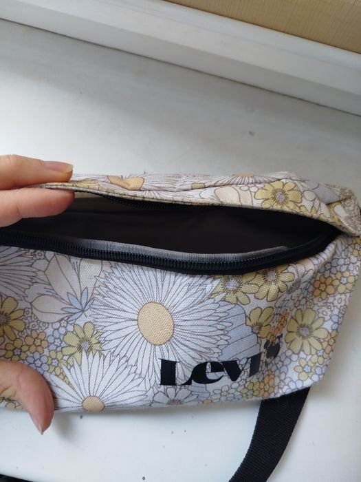 Сумка LEVIS через плече