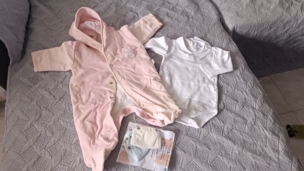 Roupa menina dos 0 aos 18 meses