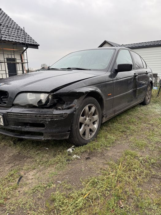 Bmw e46 b+g po kolizji z dzikiem
