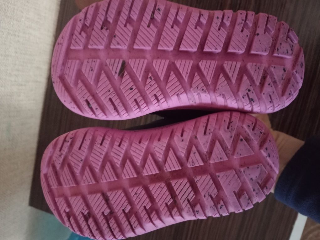 Черевики,дутіки ,чоботи   adidas 23