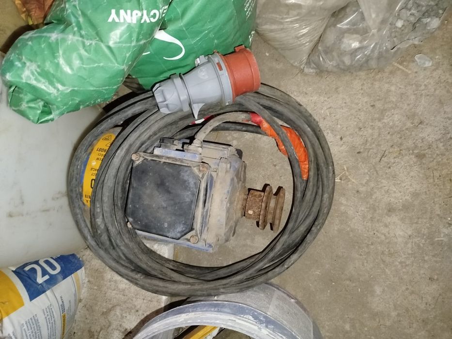 Silnik elektryczny 2 fazowy 1,1 kw 1400 obrotów