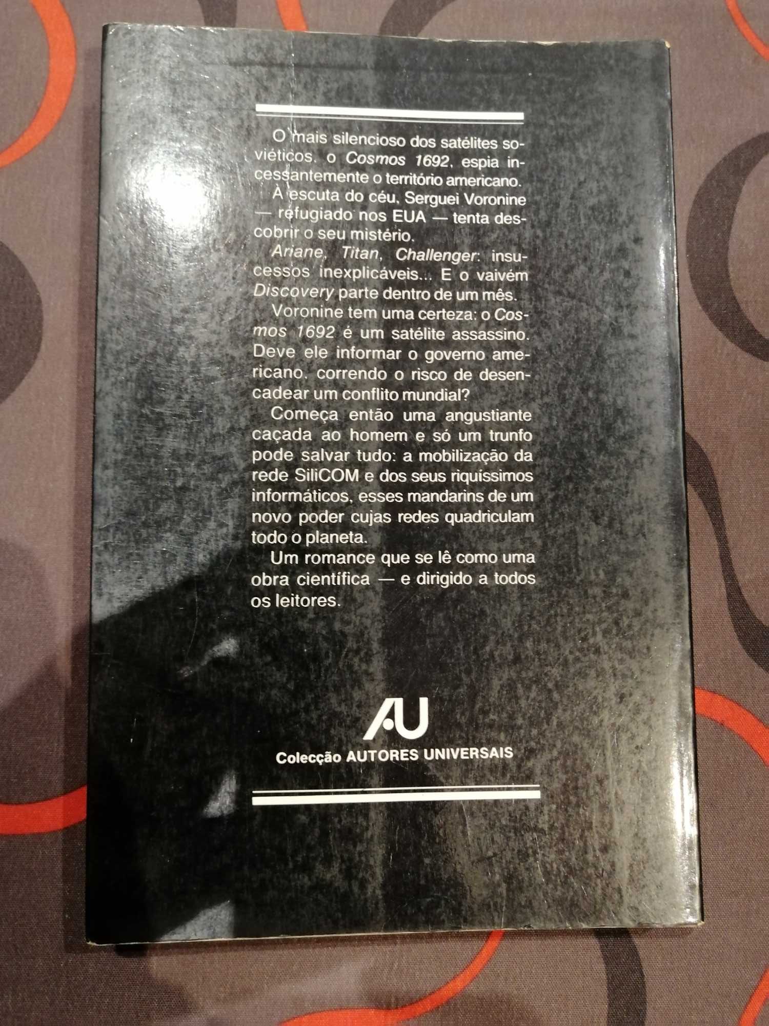 Livro O Satélite Espião