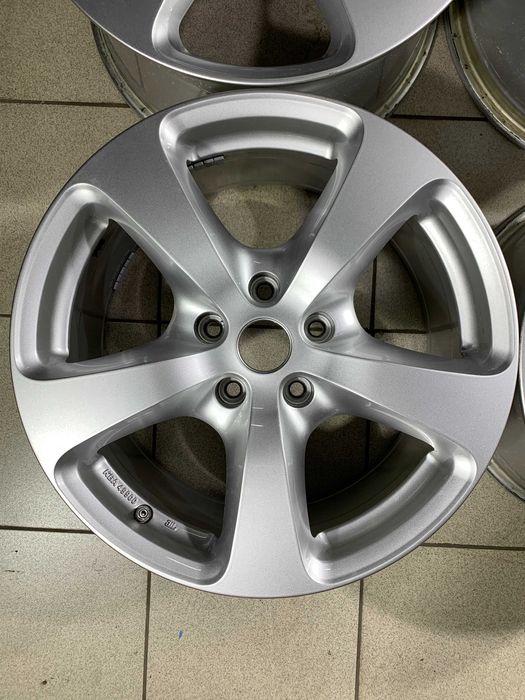 R18 5/120 Borbet BMW, Volkswagen Amarok, Caravelle легкосплавні диски