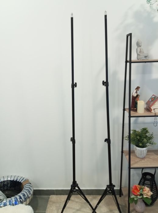 *TRIPÉ para Celular OU Projetor