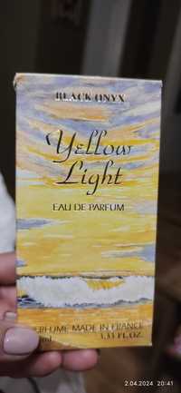 Black onyx yellow light perfumy