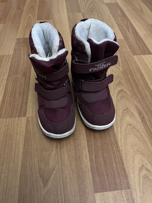 Зимние ботинки на девочку