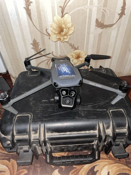 Продам DJI Mavic 3 Pro (2 шт.)