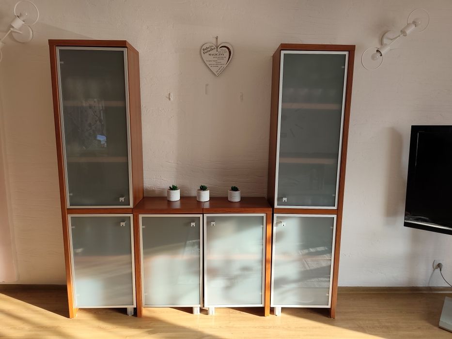 Meble pokojowe  salon komody witryny