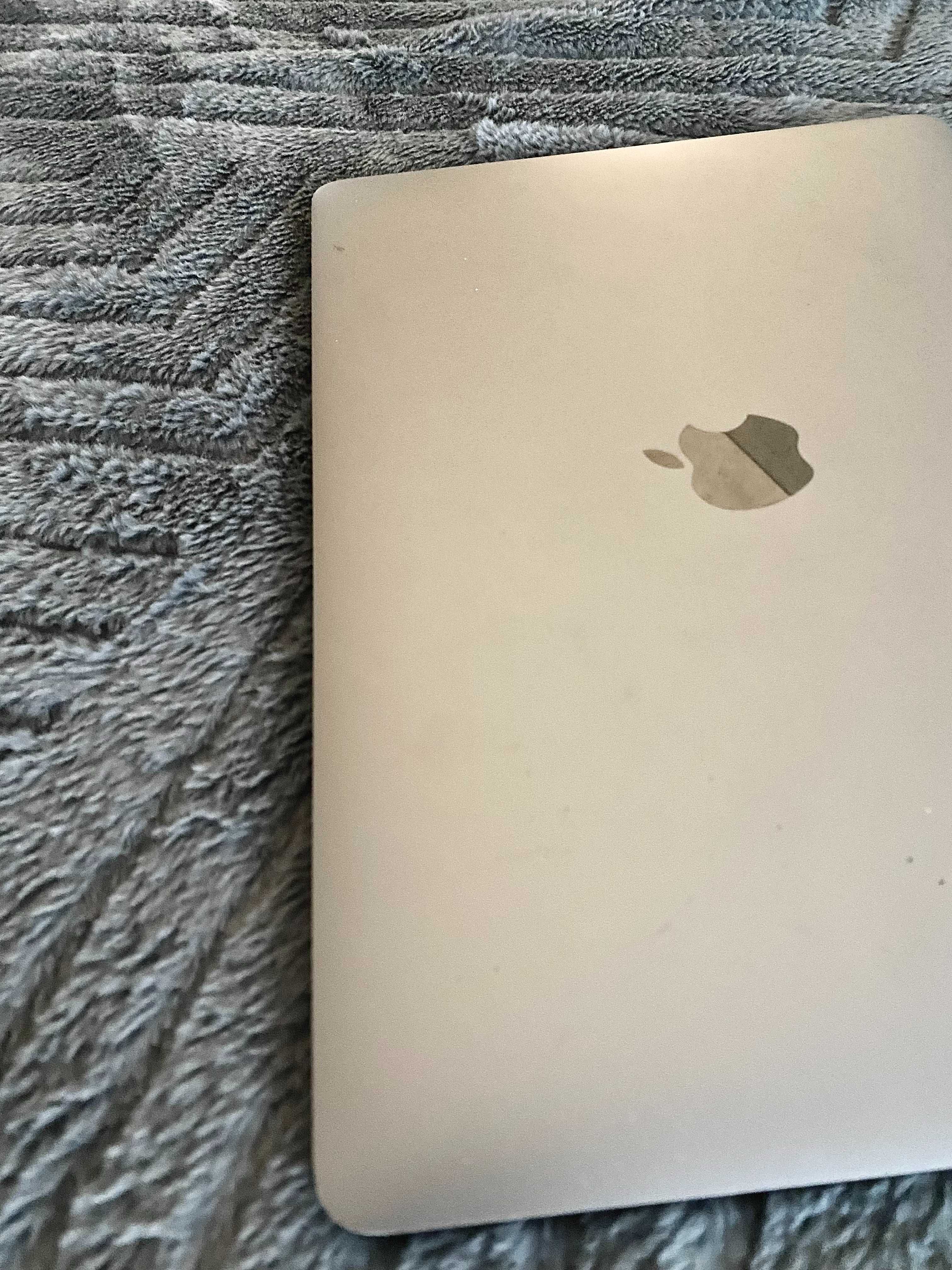 Oportunidade! APPLE MACBOOK PRO13 (13Pol/2017)