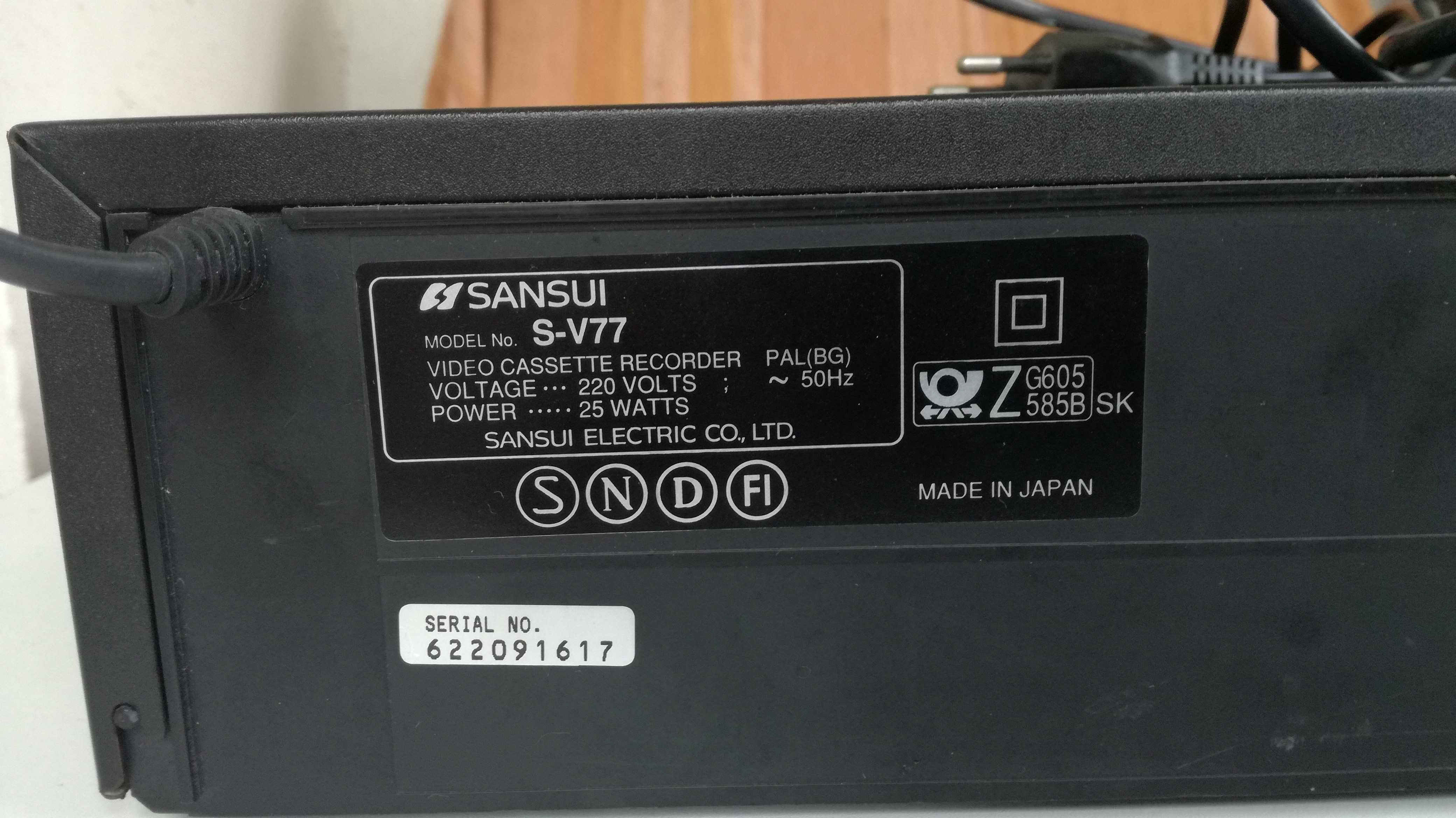 Leitor VHS Sansui S-V77
