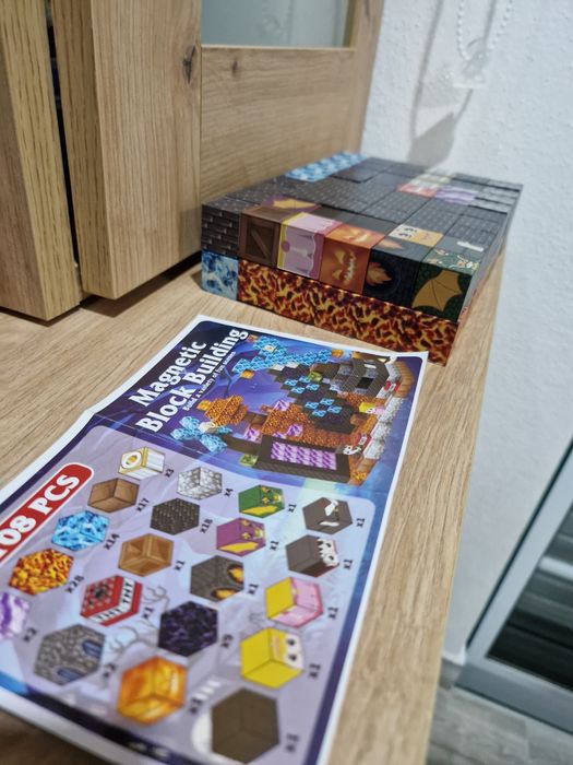 Peças de construção de Roblox com 108 Peças.  Novas