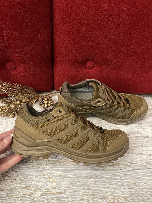Lowa,Gore-Tex,оригінал,із спорт-матеріалу,розмір 36 1/2,устілка 23,5
